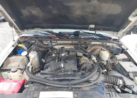 2000 Chevrolet S-10 Ls из США, поврежденный, VIN 1GCCS1951Y8238822